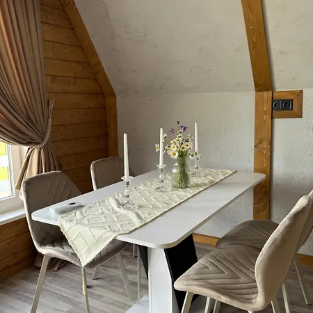Lovelaz820 Apartmán *